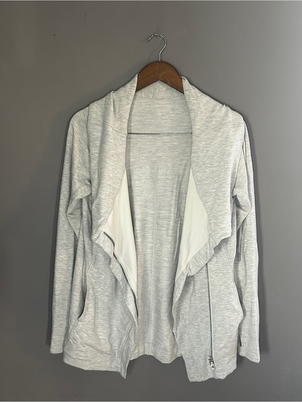 Lululemon Light Gray Wrap Jacket Size 4